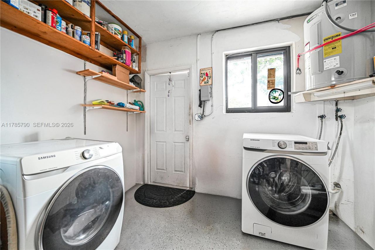 8451 NW 10th St, Pembroke Pines, FL 33024 Photo