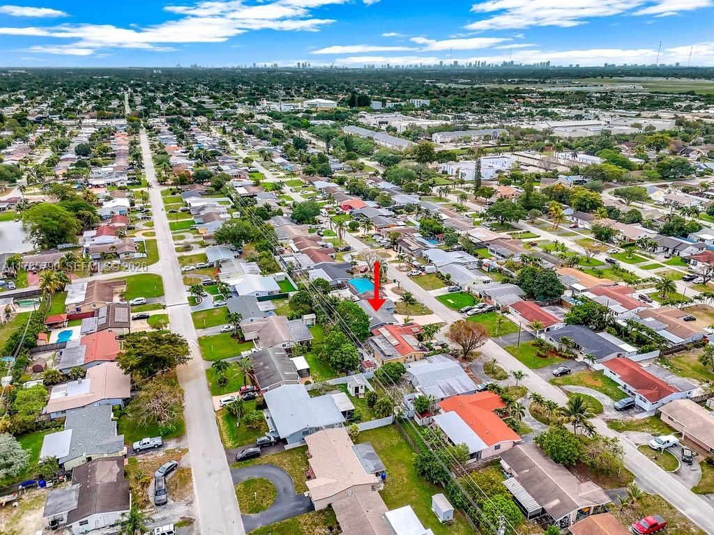 8451 NW 10th St, Pembroke Pines, FL 33024 Photo