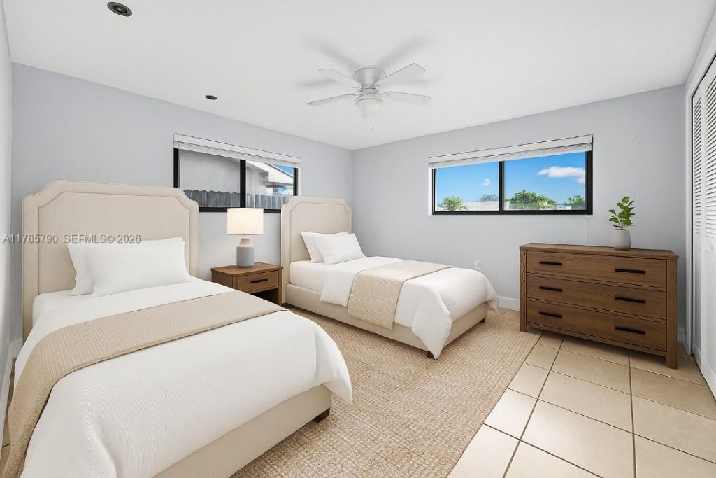 8451 NW 10th St, Pembroke Pines, FL 33024 Photo