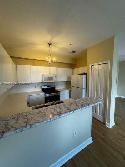 1017 Shoma Dr, Unit 462, Royal Palm Beach, FL 33414 Photo