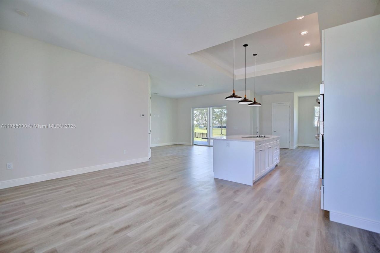 6416 Concord Dr, Sebring, FL 33876 Photo