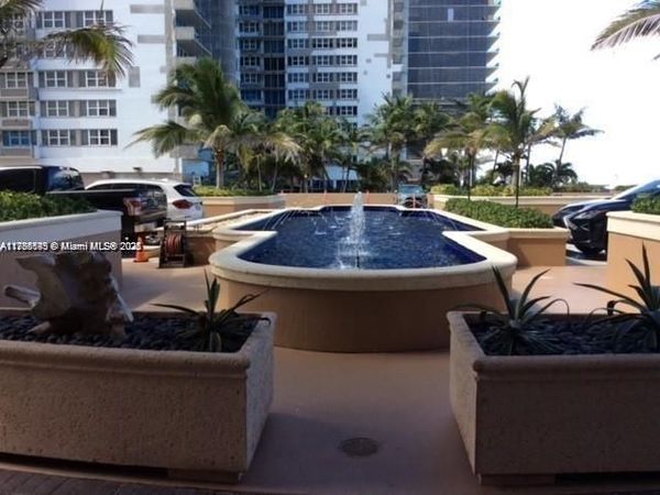 2080 S Ocean Dr, Unit 707, Hallandale Beach, FL 33009
