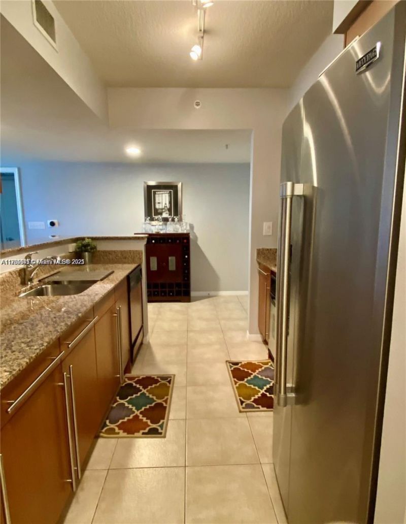 2080 S Ocean Dr, Unit 707, Hallandale Beach, FL 33009 Photo