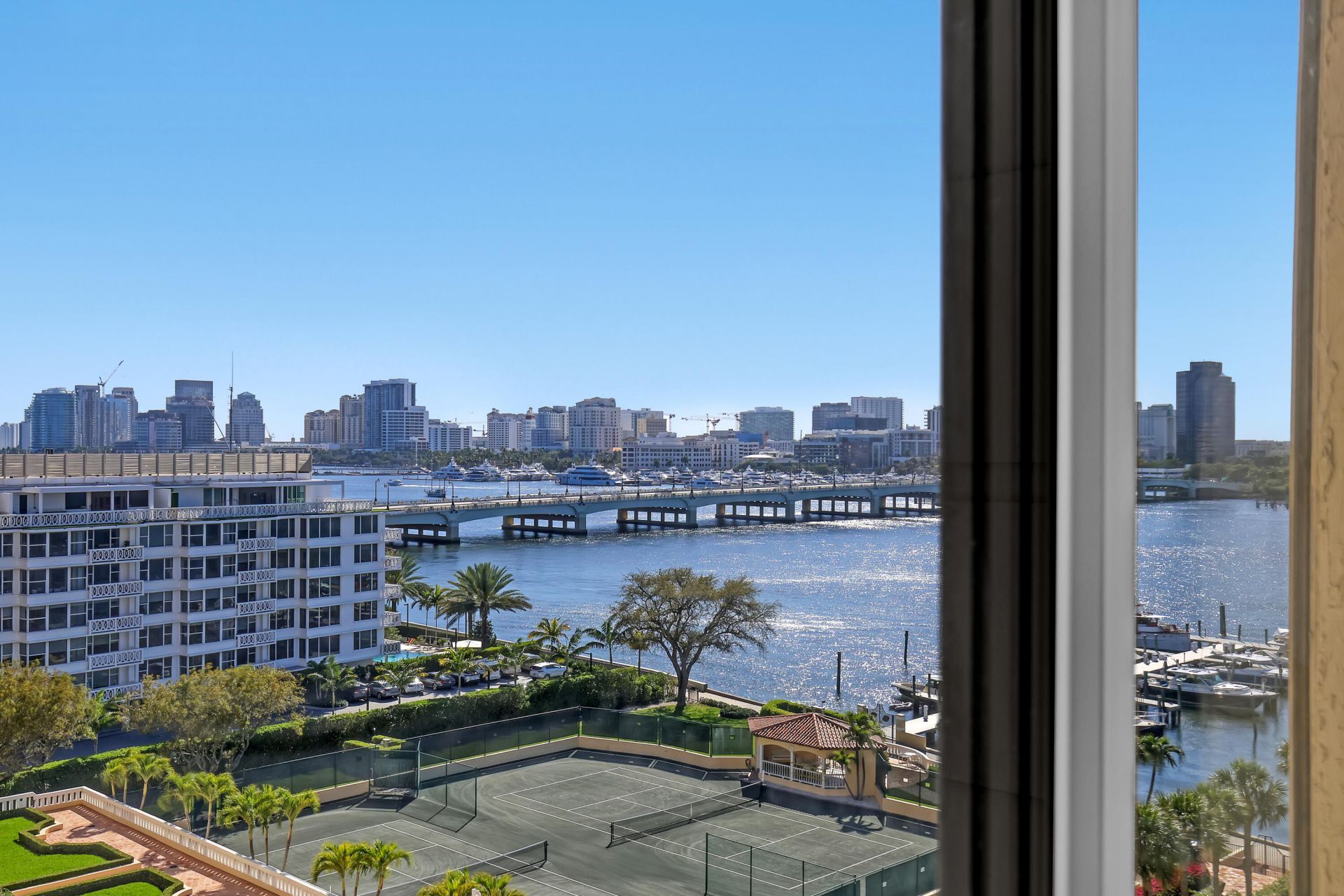 150 Bradley Place, Unit 605, Palm Beach, FL 33480 Photo