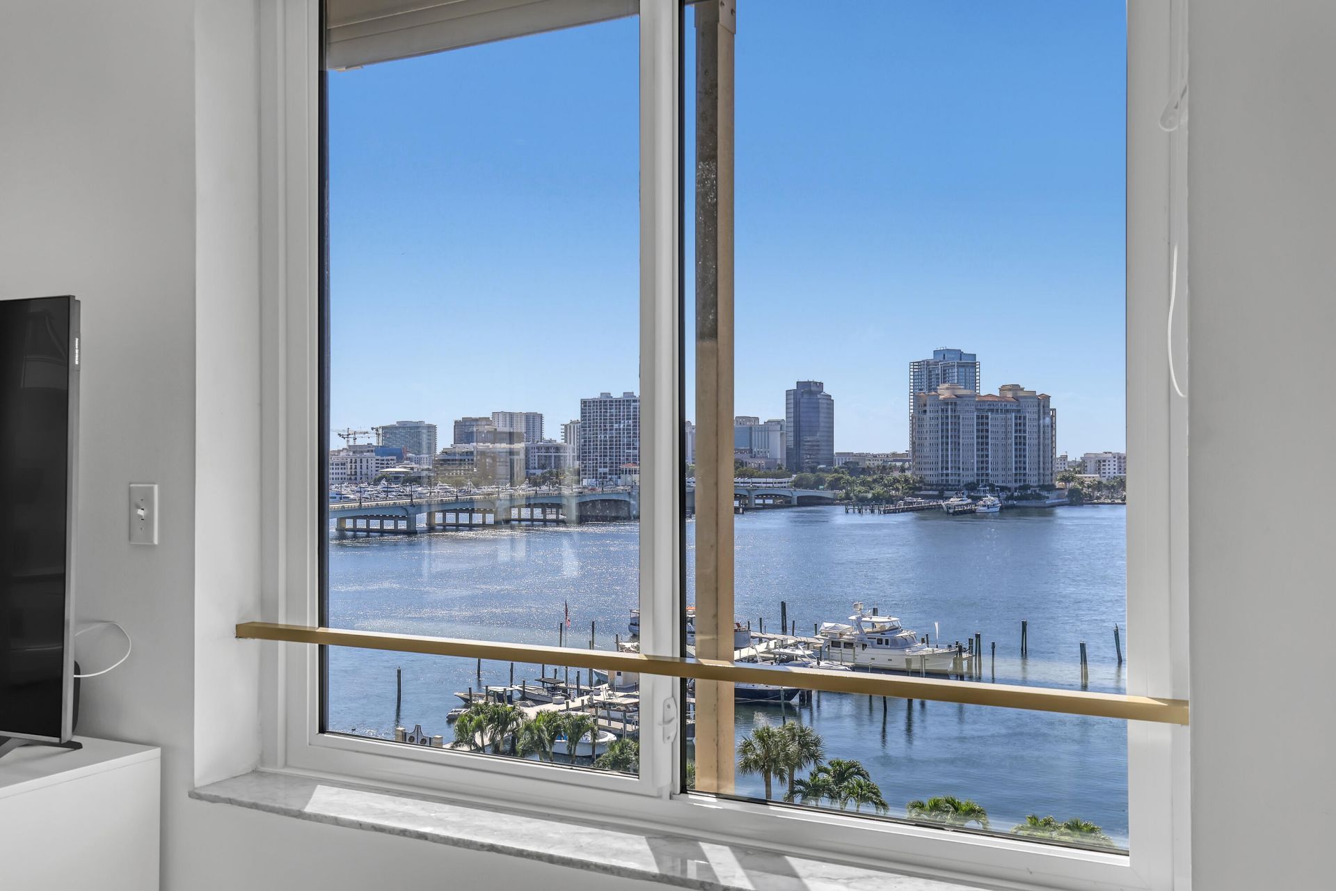 150 Bradley Place, Unit 605, Palm Beach, FL 33480 Photo