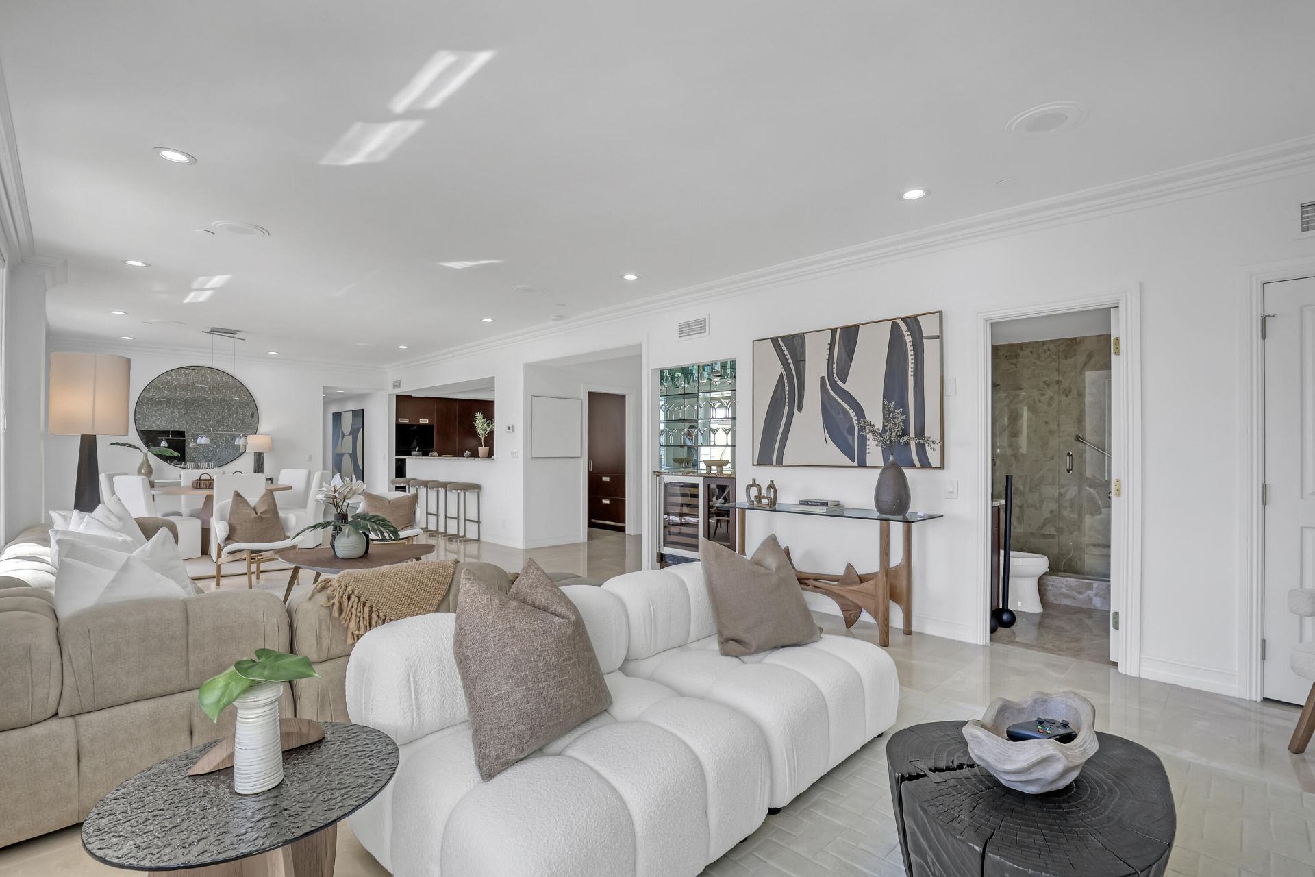 150 Bradley Place, Unit 605, Palm Beach, FL 33480 Photo