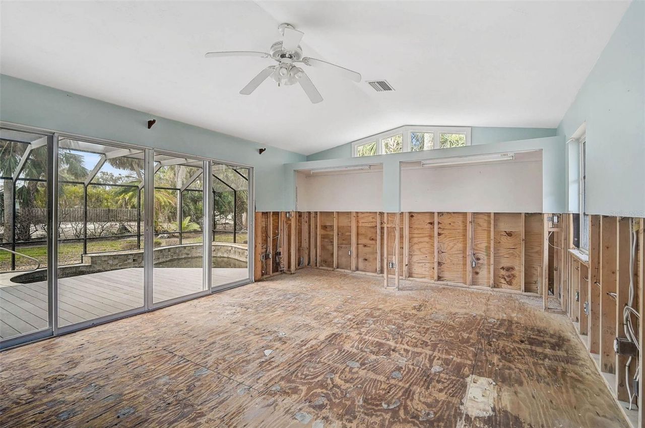 105 Island Circle, Sarasota, FL 34242 Photo