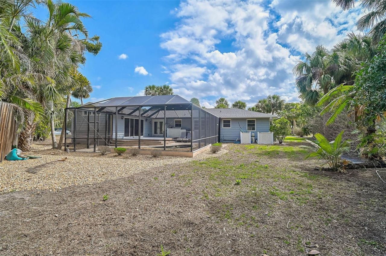 105 Island Circle, Sarasota, FL 34242 Photo