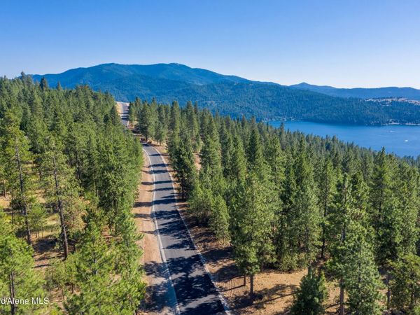 305 N West Starr Lane, Liberty Lake, WA 99019