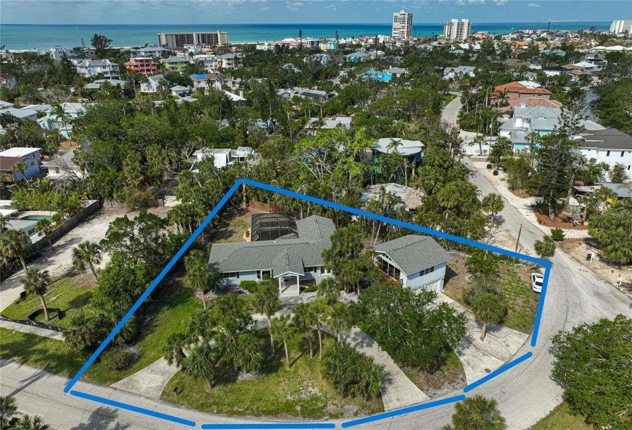 105 Island Circle, Sarasota, FL 34242 Photo