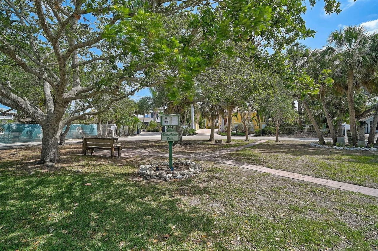 105 Island Circle, Sarasota, FL 34242 Photo