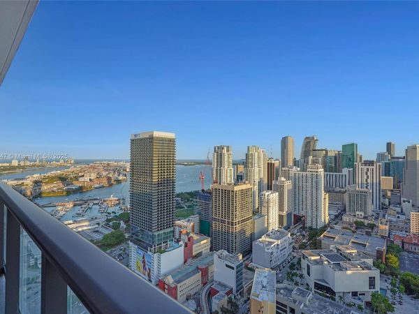 159 NE 6th St, Unit 4307, Miami, FL 33132