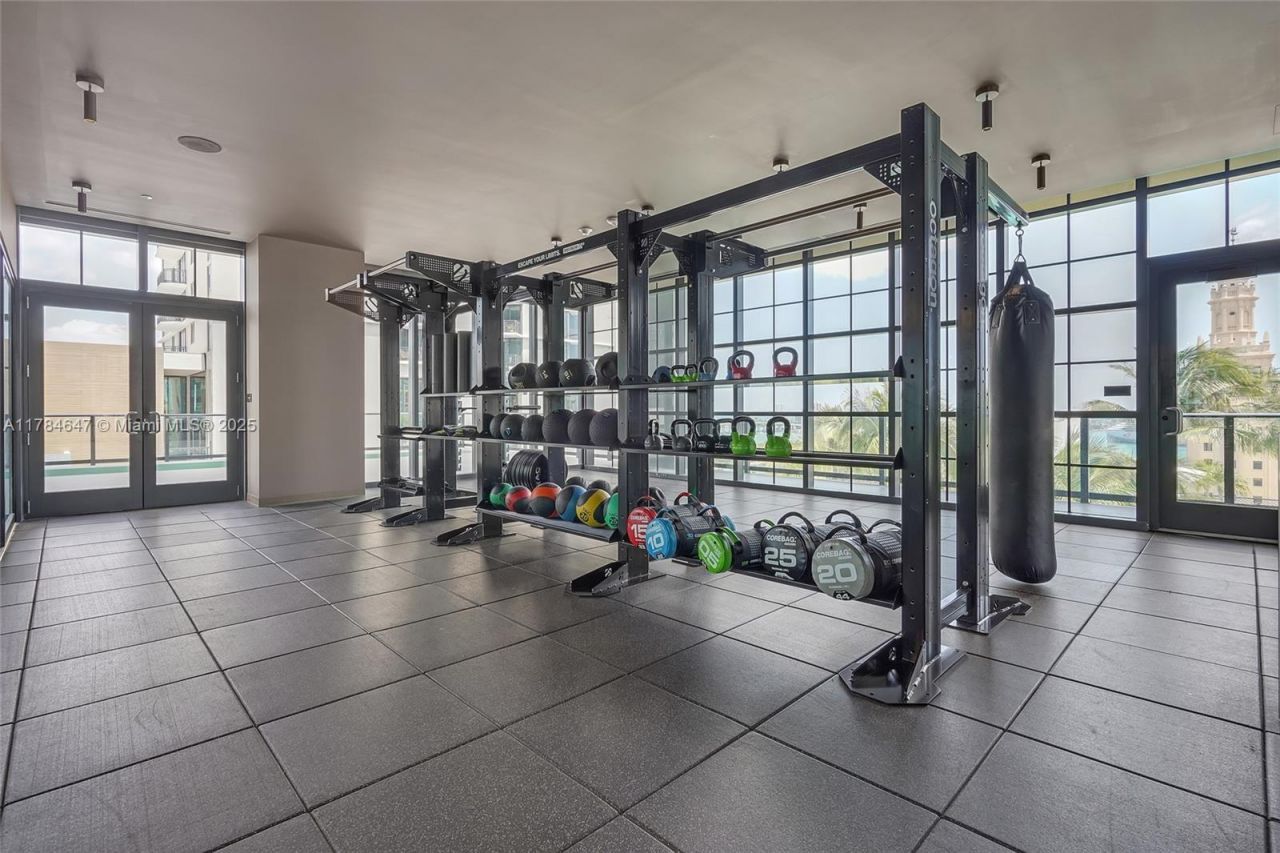 159 NE 6th St, Unit 4307, Miami, FL 33132 Photo