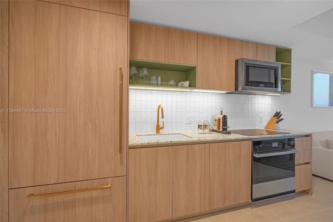 159 NE 6th St, Unit 4307, Miami, FL 33132 Photo