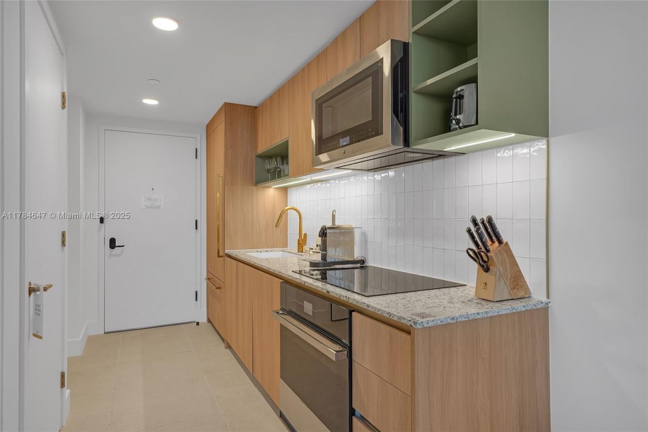 159 NE 6th St, Unit 4307, Miami, FL 33132 Photo