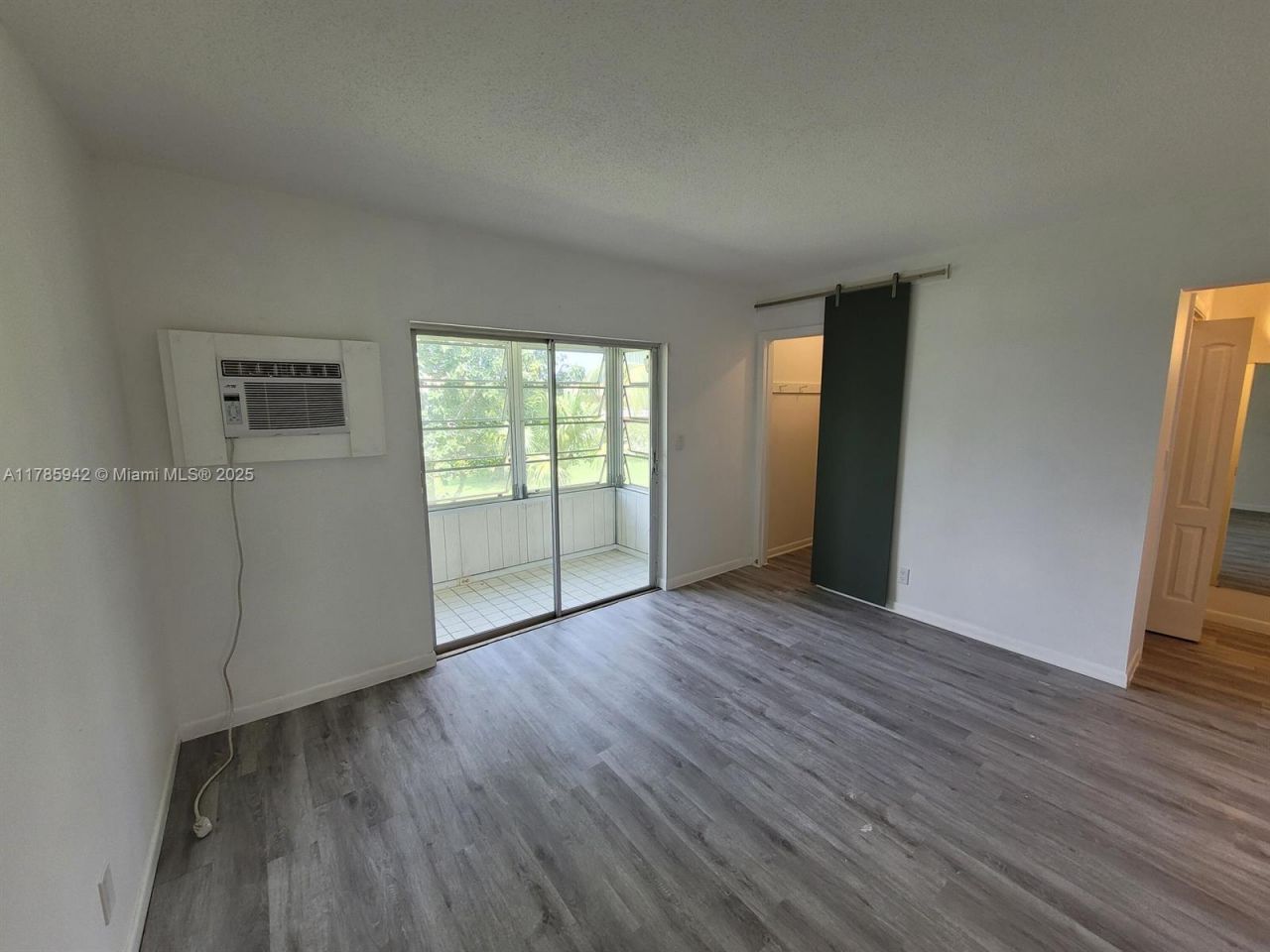 14 Salisbury A, Unit 14, West Palm Beach, FL 33417 Photo