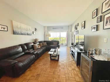 61-20 Grand Central Parkway, Unit A1503, Forest Hills, NY 11375