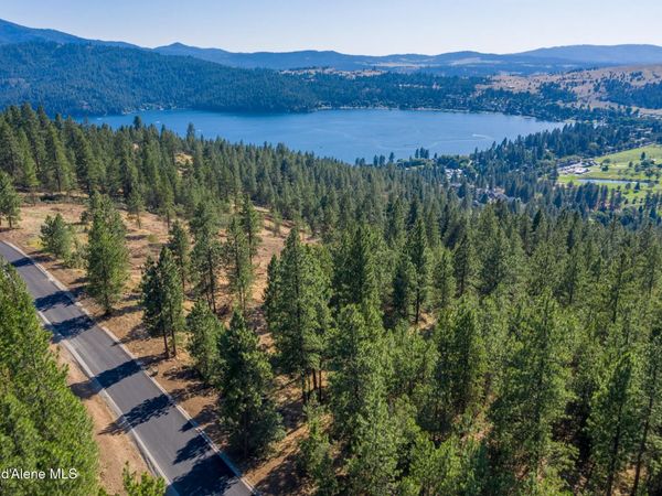 409 N West Starr Lane, Liberty Lake, WA 99019