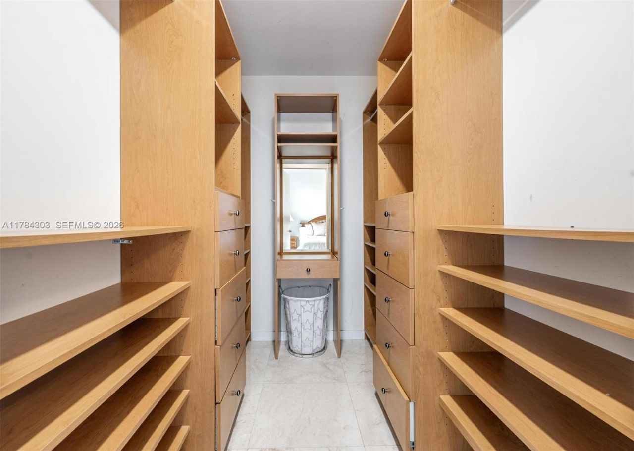 18911 Collins Ave, Unit 405, Sunny Isles Beach, FL 33160 Photo