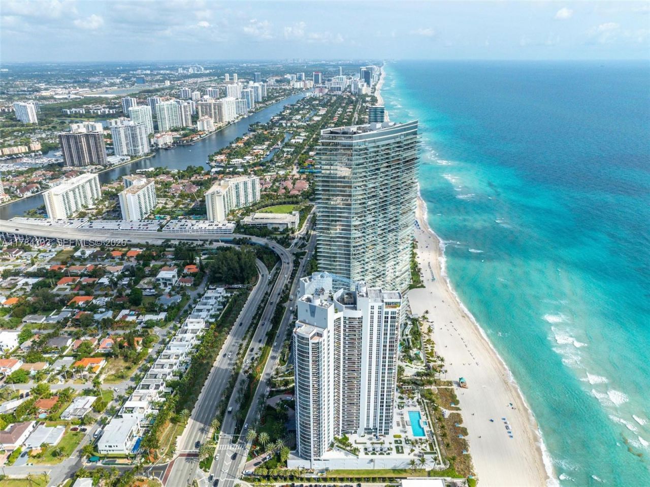 18911 Collins Ave, Unit 405, Sunny Isles Beach, FL 33160 Photo