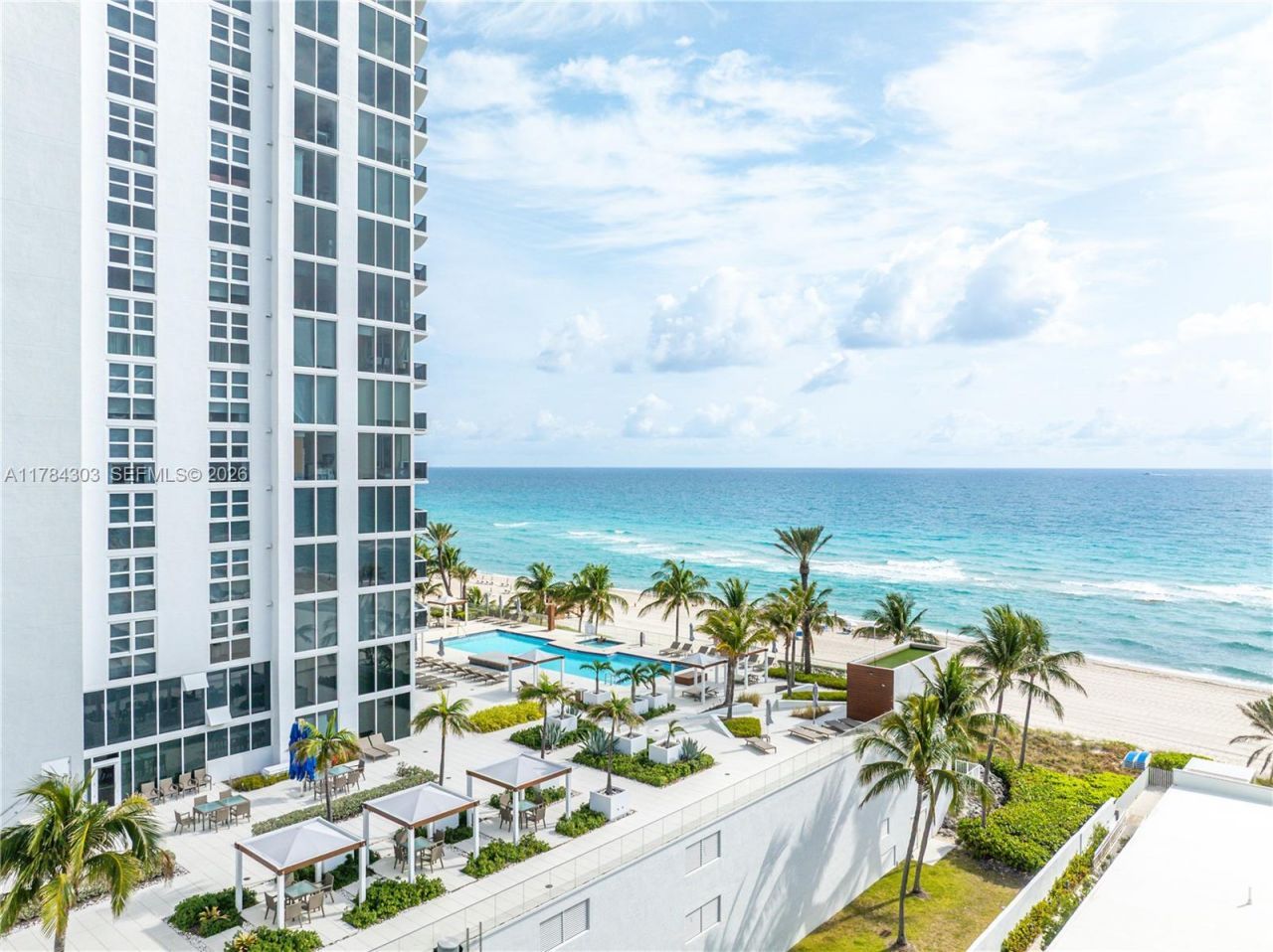 18911 Collins Ave, Unit 405, Sunny Isles Beach, FL 33160 Photo