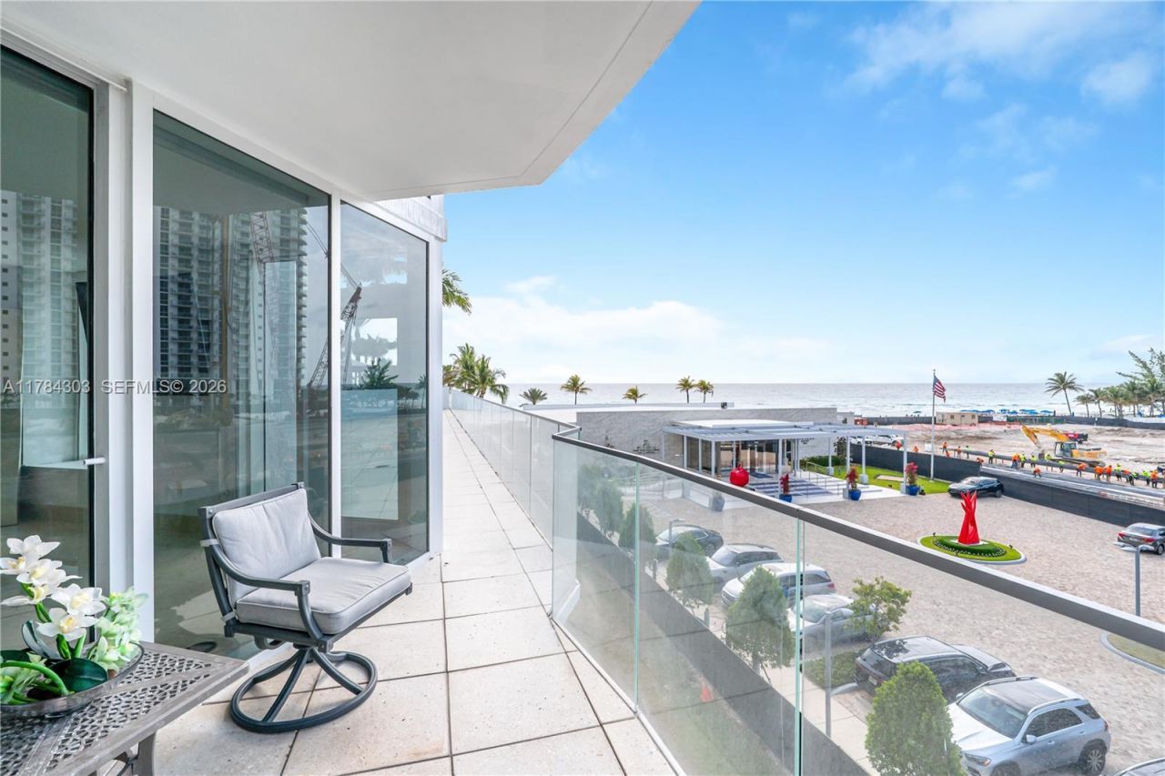 18911 Collins Ave, Unit 405, Sunny Isles Beach, FL 33160 Photo
