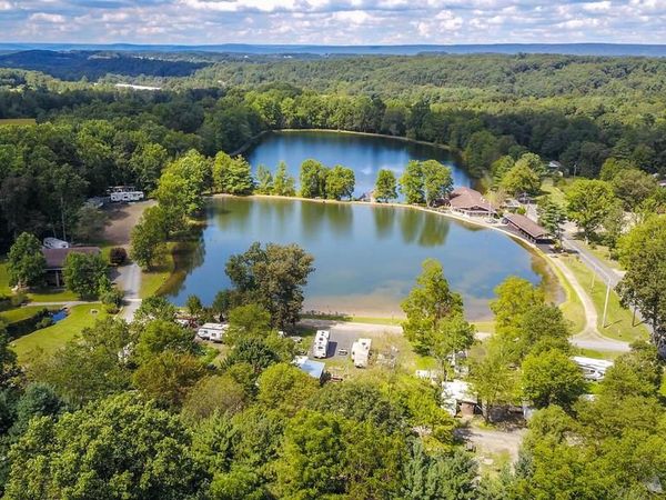 63 BLUE MOUNTAIN RD, SCHUYLKILL HAVEN, PA 17972