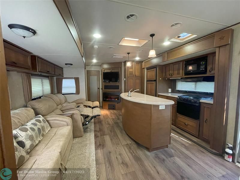 18250 SW 88th Place, Palmetto Bay, FL 33157 Photo