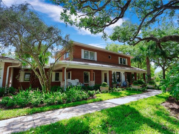 315 62nd Court SW, Vero Beach, FL 32968