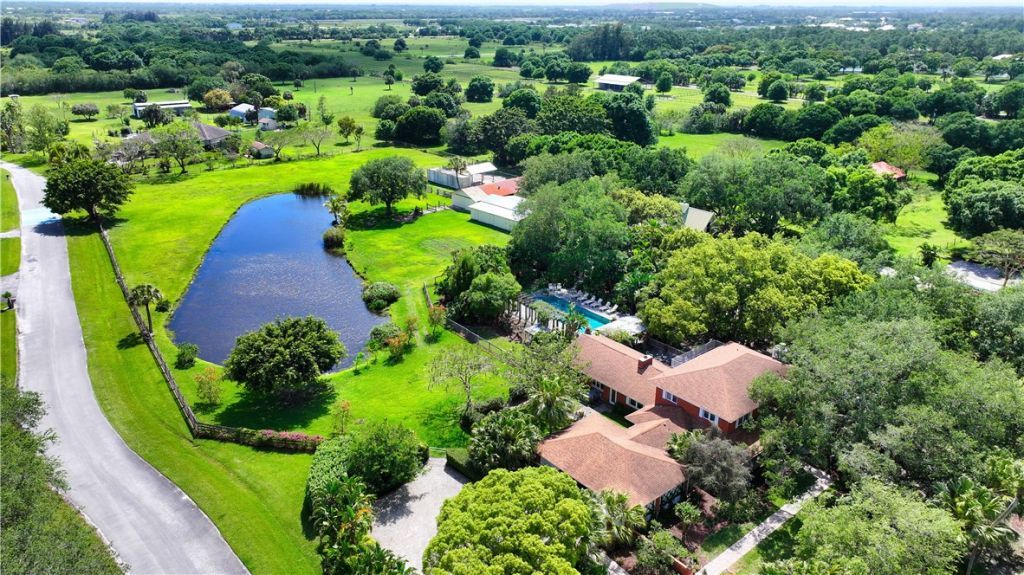 315 62nd Court Sw, Vero Beach, FL 32968 Photo