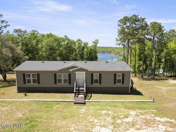 4120 Sunrise Trail, Chipley, FL 32428