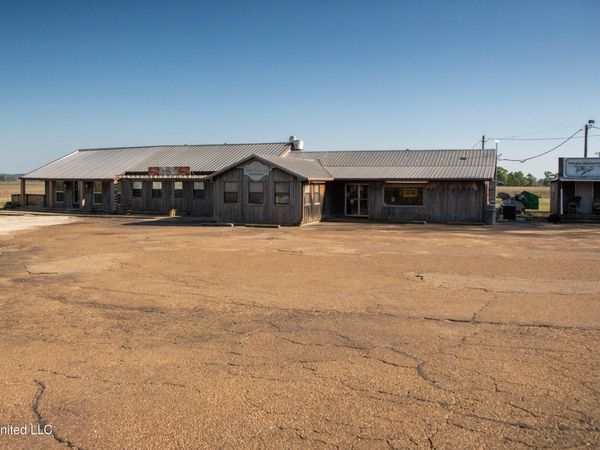 45 Schaeffer Road, Yazoo City, MS 39194