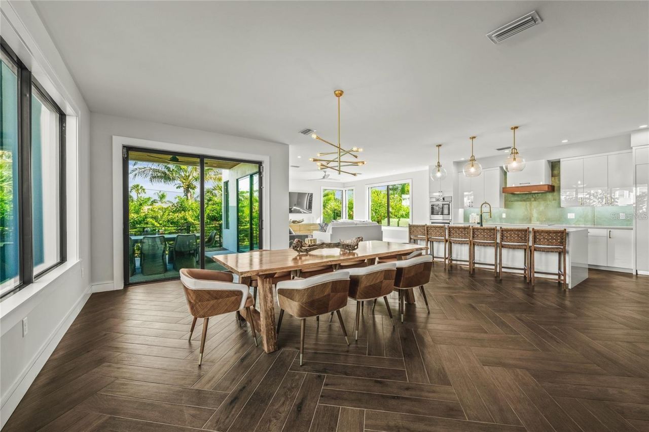 135 Grant Drive, Sarasota, FL 34236 Photo