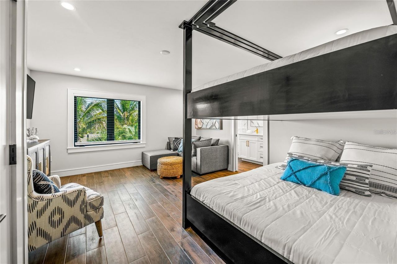 135 Grant Drive, Sarasota, FL 34236 Photo