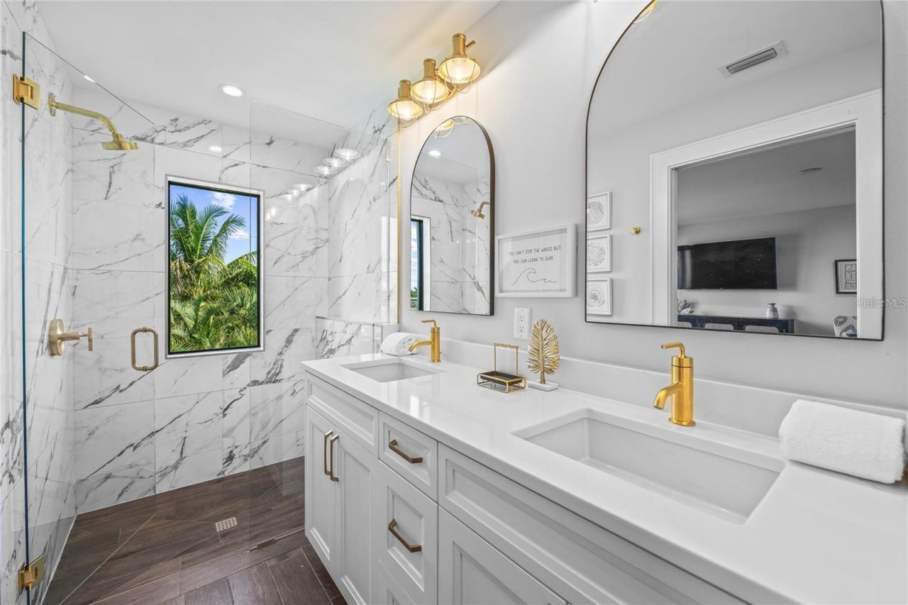 135 Grant Drive, Sarasota, FL 34236 Photo