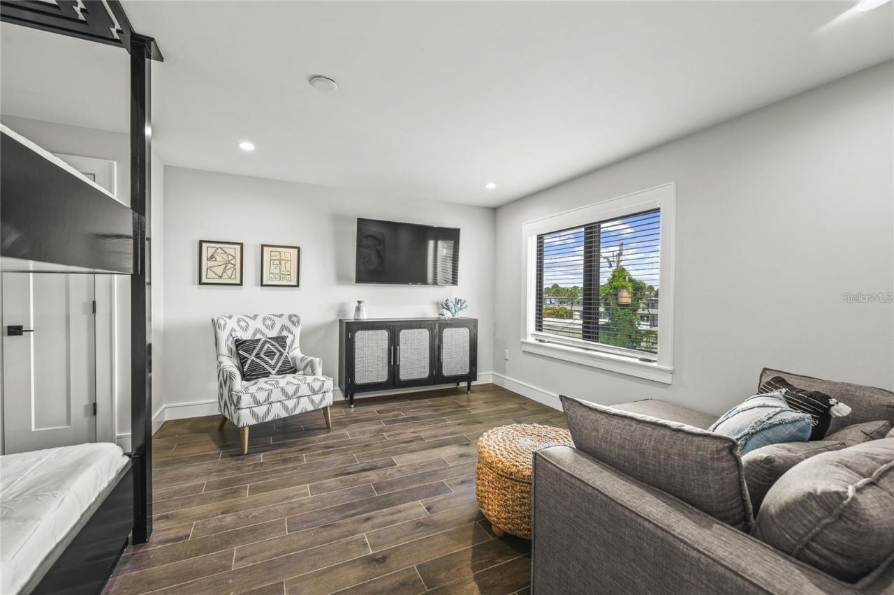 135 Grant Drive, Sarasota, FL 34236 Photo