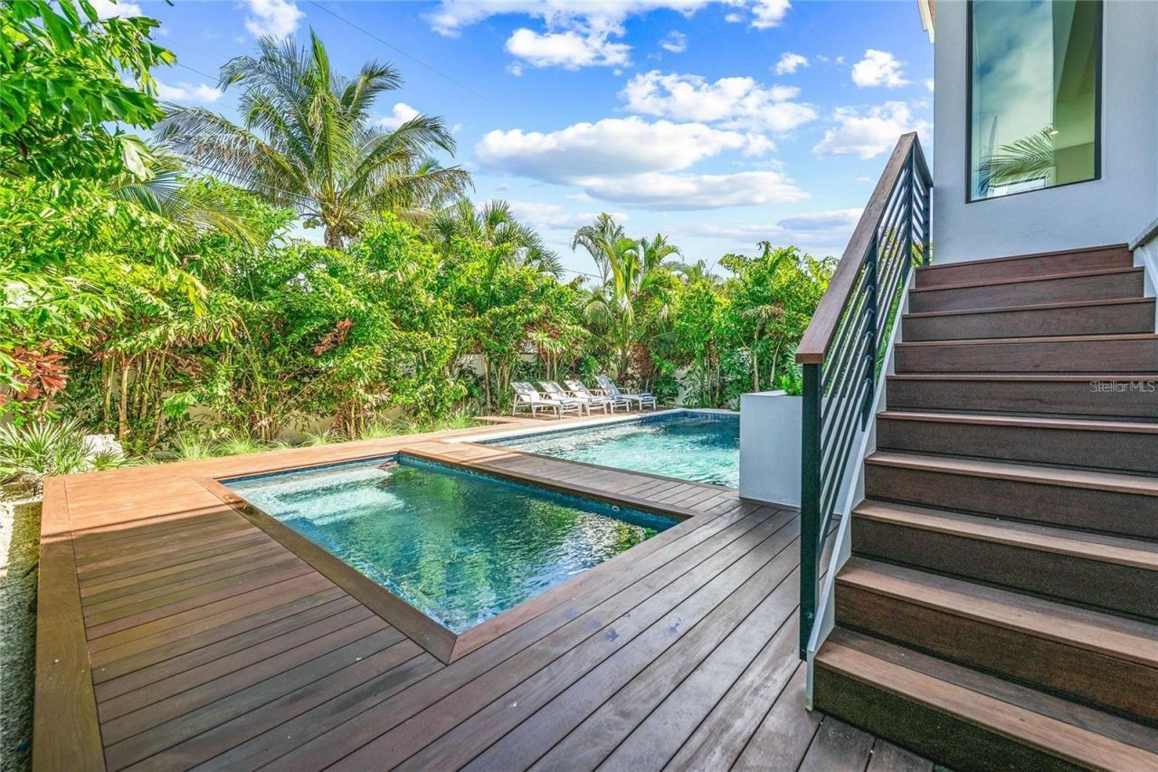 135 Grant Drive, Sarasota, FL 34236 Photo