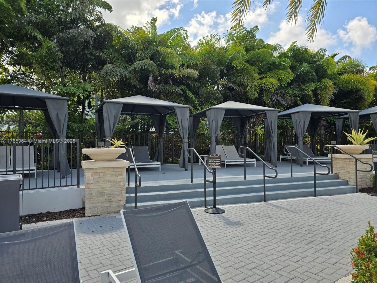 10075 NW 86th Ter, Doral, FL 33178 Photo