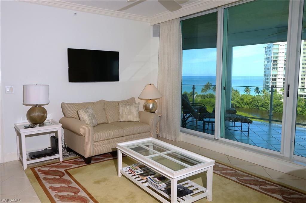 60 Seagate Dr, Unit 805, Naples, FL 34103 Photo