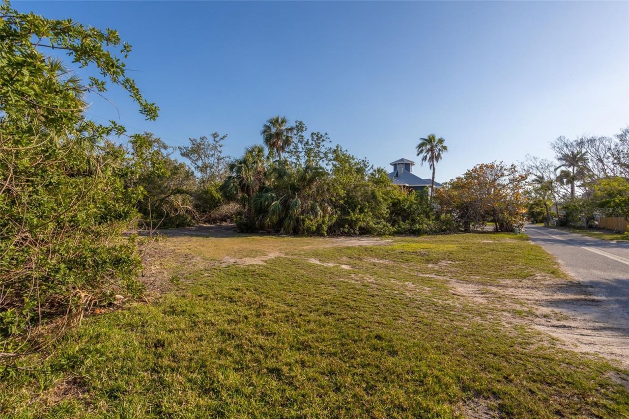 560 Gulf Bay Road, Longboat Key, FL 34228 Photo