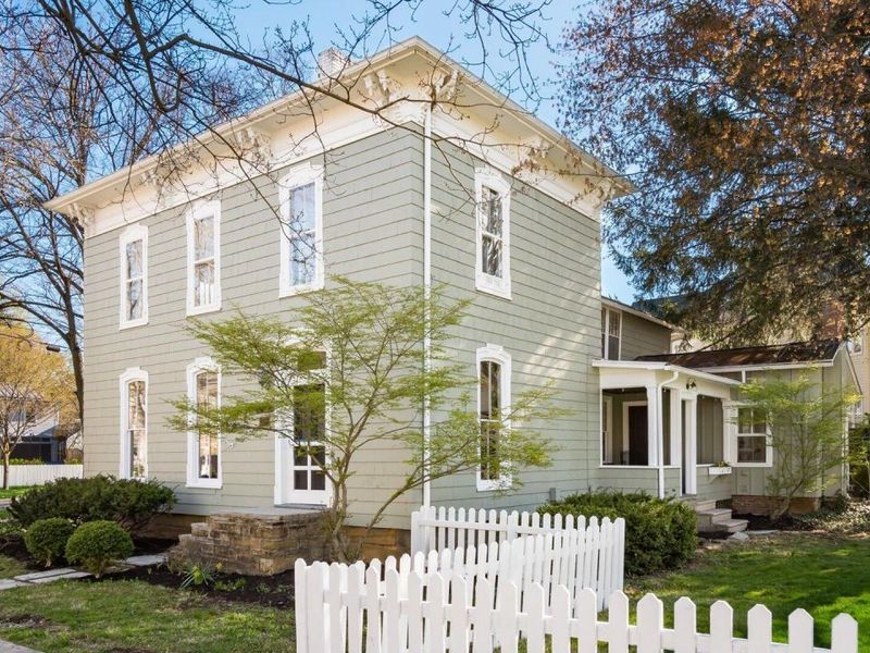 134 N Pearl Street, Granville, OH 43023 Photo 1