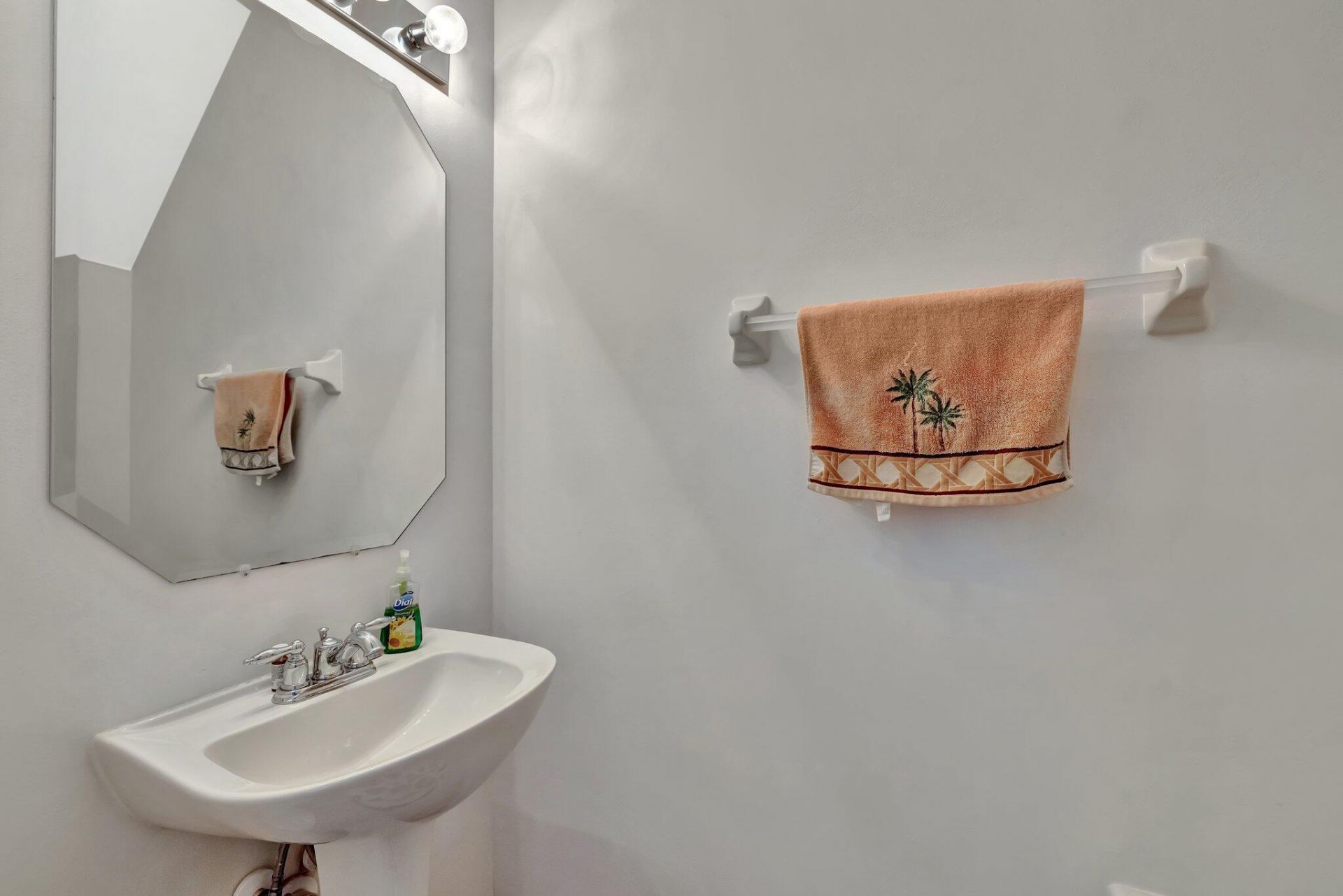 2061 SE Glen Ridge Drive, Port Saint Lucie, FL 34952 Photo