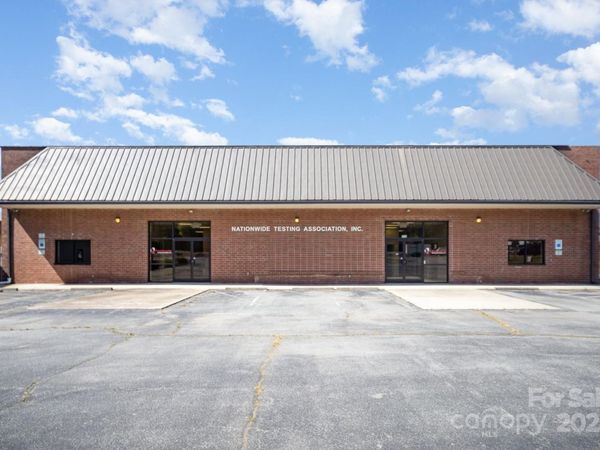 770-772 N Broad Street, Mooresville, NC 28115