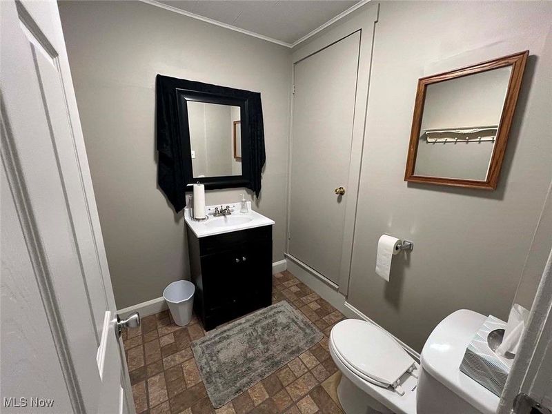 7431 Middlebranch Avenue NE, Canton, OH 44721 Photo 19