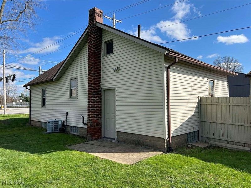 7431 Middlebranch Avenue NE, Canton, OH 44721 Photo 5