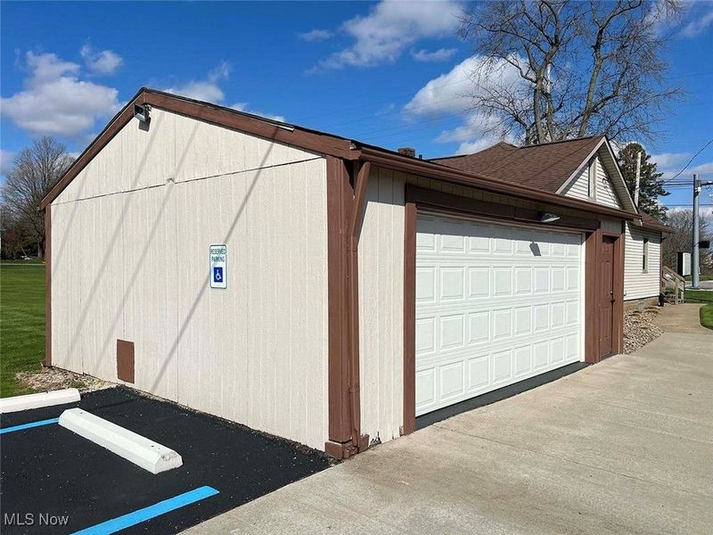 7431 Middlebranch Avenue NE, Canton, OH 44721 Photo 9