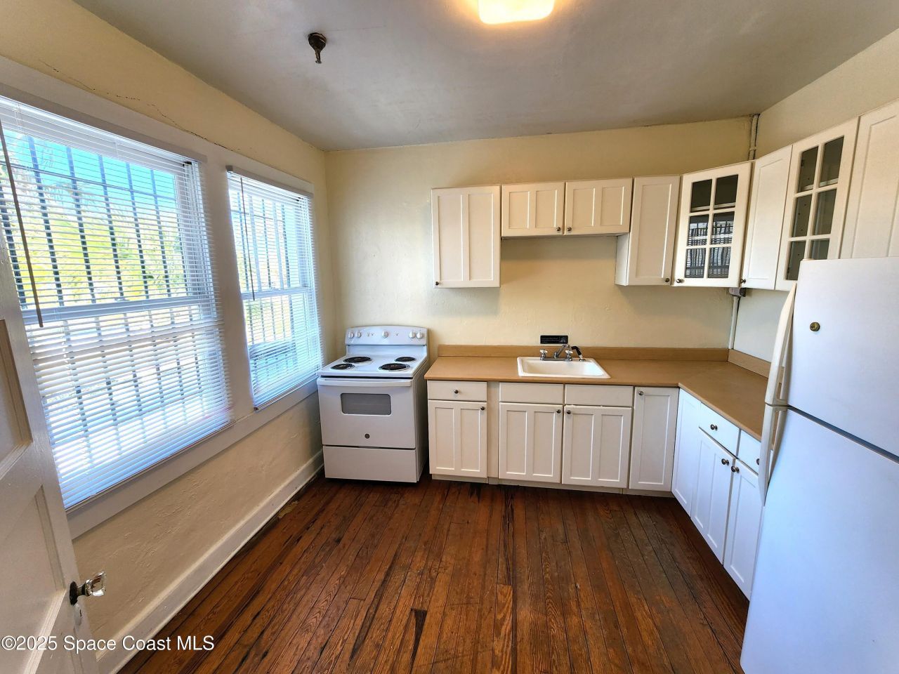 2018 Melbourne Court, Melbourne, FL 32901 Photo