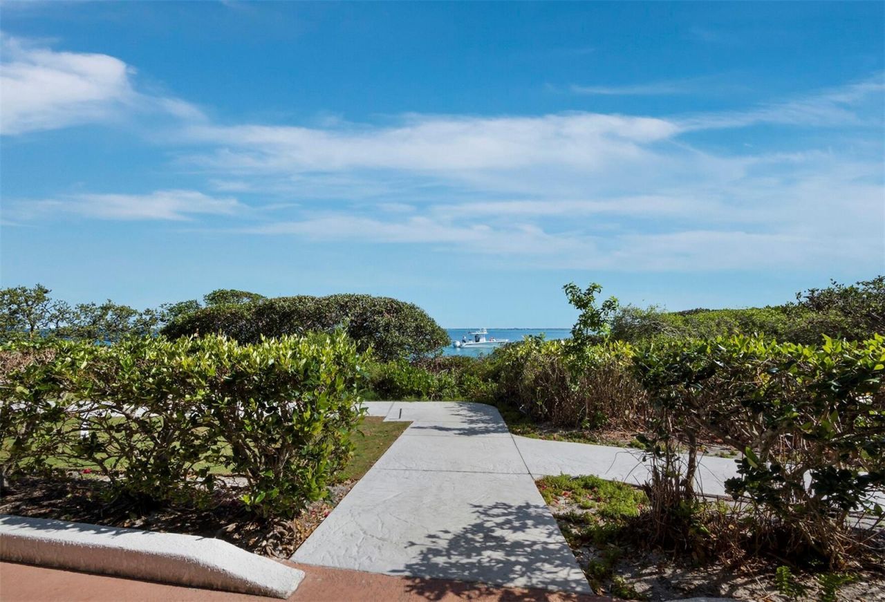 340 Gulf Of Mexico Drive, Unit 124, Longboat Key, FL 34228 Photo