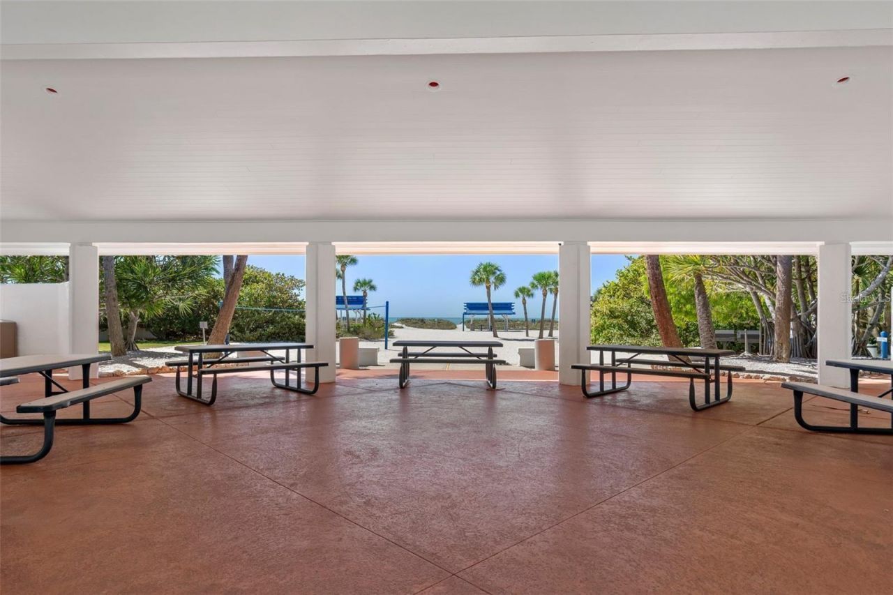 340 Gulf Of Mexico Drive, Unit 124, Longboat Key, FL 34228 Photo