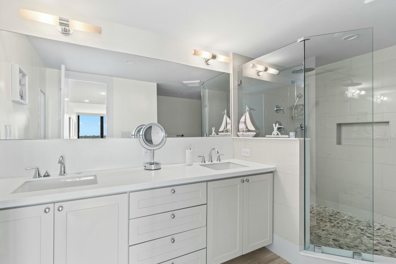 3589 S Ocean Boulevard, Unit 808, South Palm Beach, FL 33480 Photo